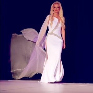 Size 0-4 Fernando Wong white pageant gown with Johnathan Kayne Silk cape